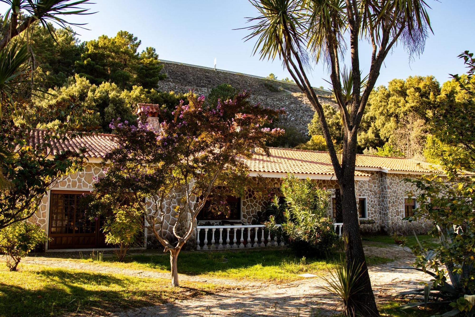Quinta Dos Sincais Bed & Breakfast Guarda Ngoại thất bức ảnh