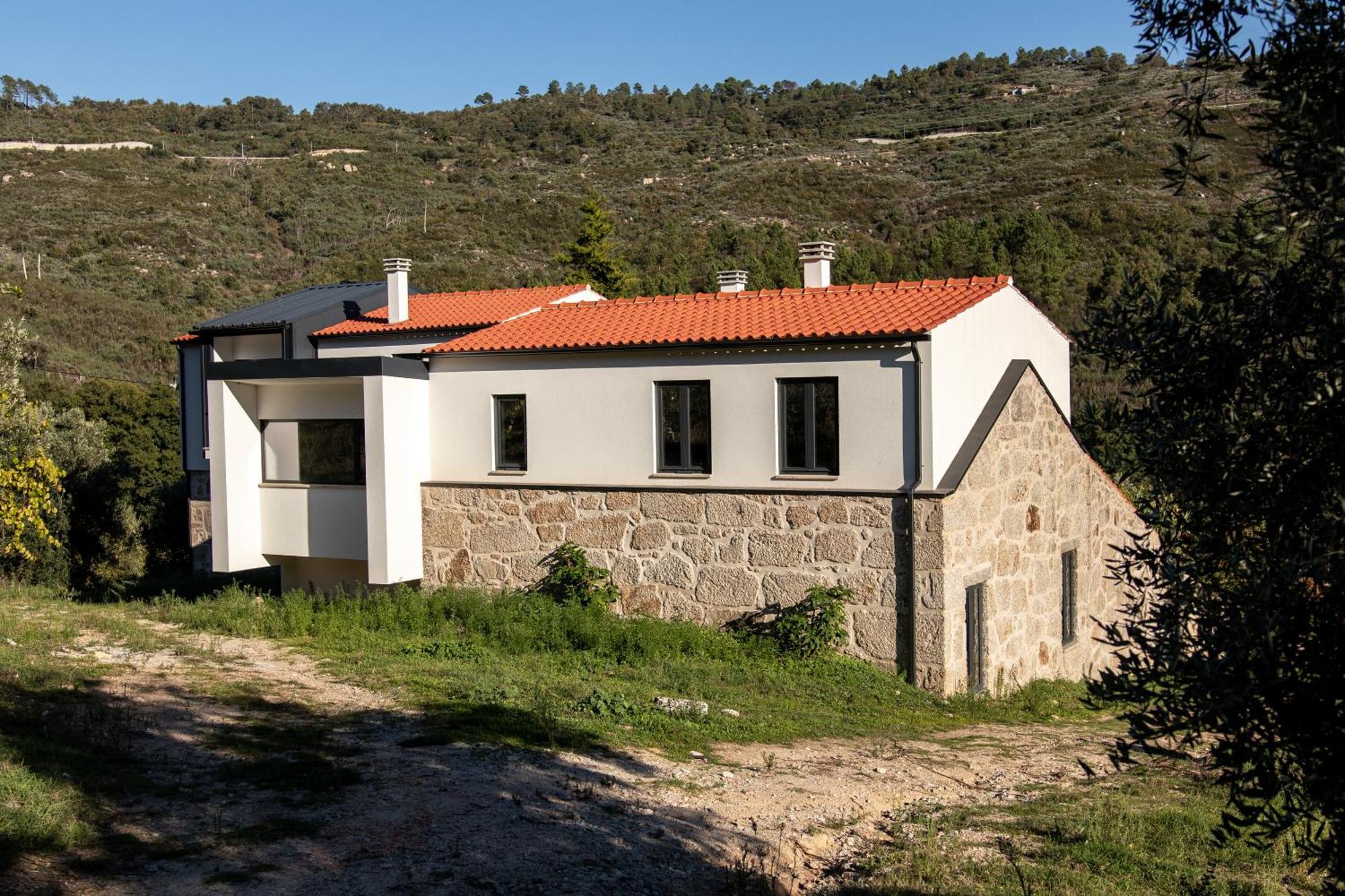 Quinta Dos Sincais Bed & Breakfast Guarda Ngoại thất bức ảnh